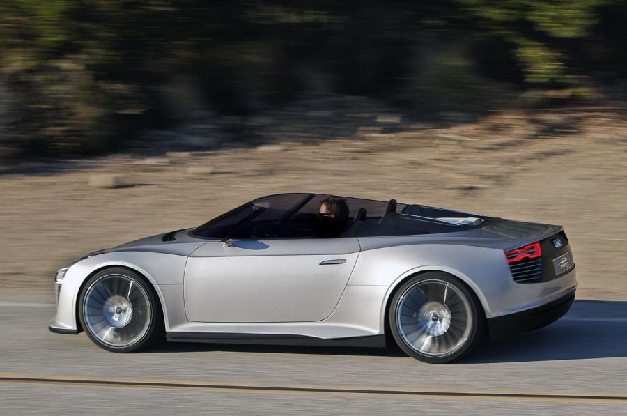  Audi e-Tron Spyder Concept 2010 года  (фото 82 из 105)